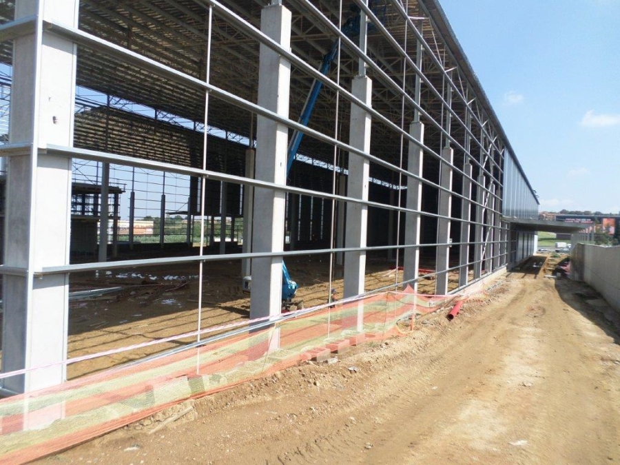 To Let commercial Property for Rent in Halfway House Gauteng