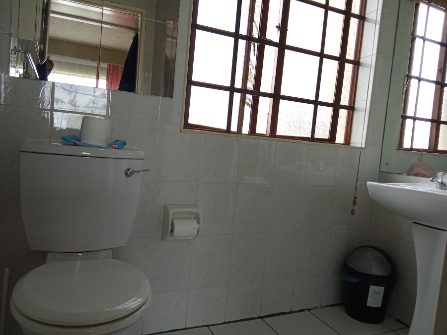 3 Bedroom Property for Sale in Helderkruin Gauteng