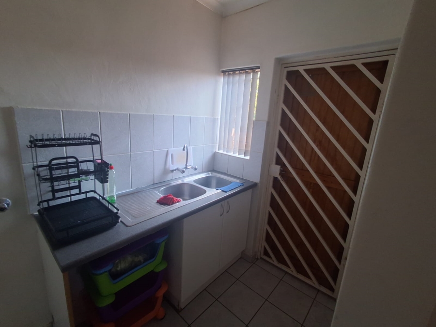 3 Bedroom Property for Sale in Wilgeheuwel Gauteng