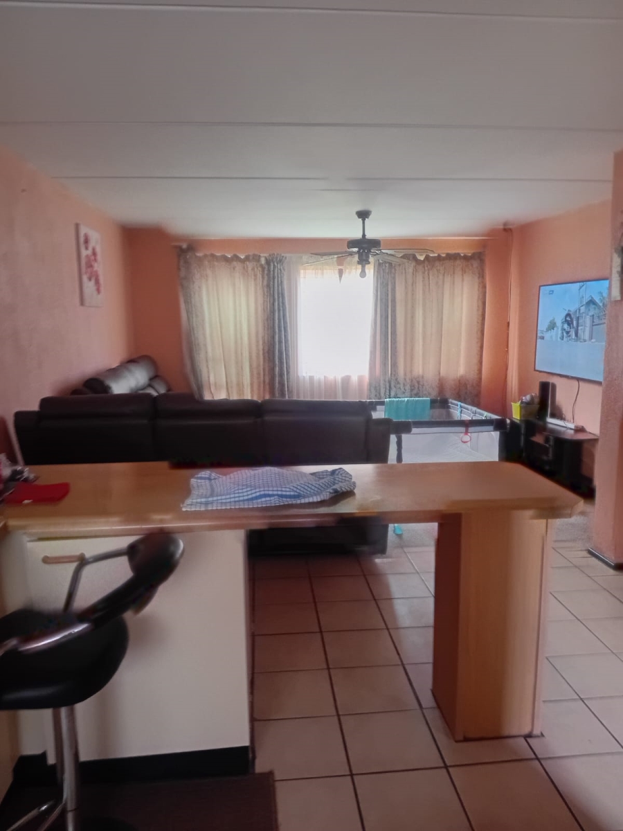 2 Bedroom Property for Sale in Burgershoop Gauteng