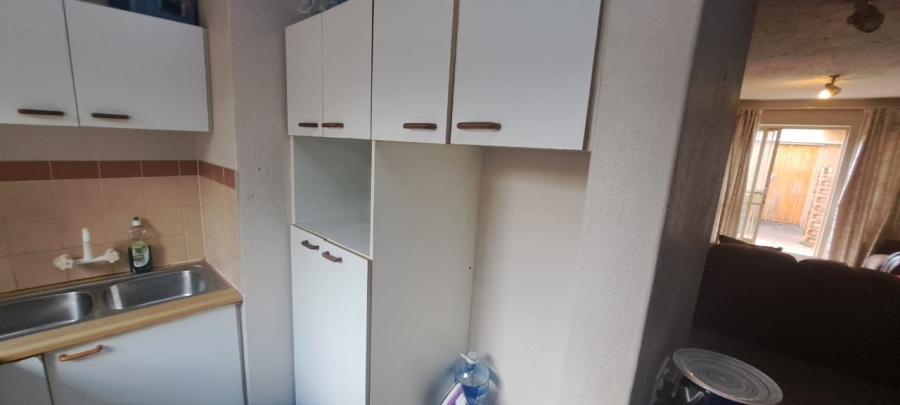 2 Bedroom Property for Sale in Rietfontein Gauteng