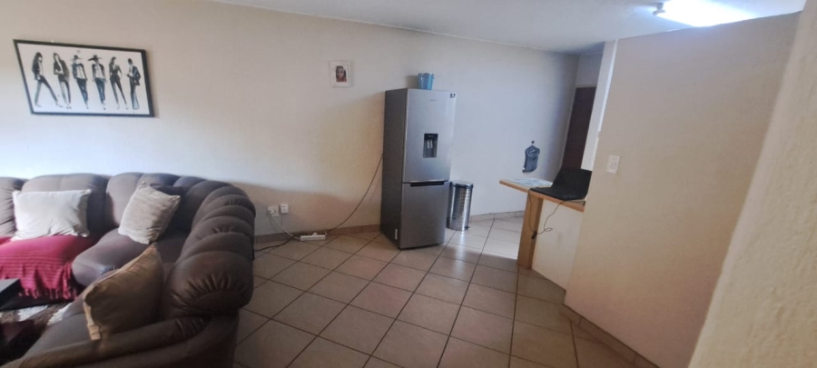 2 Bedroom Property for Sale in Rietfontein Gauteng