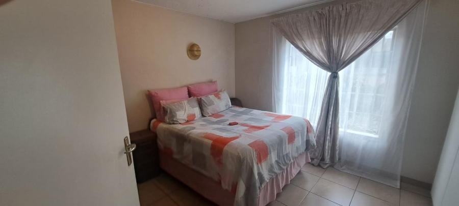 2 Bedroom Property for Sale in Rietfontein Gauteng