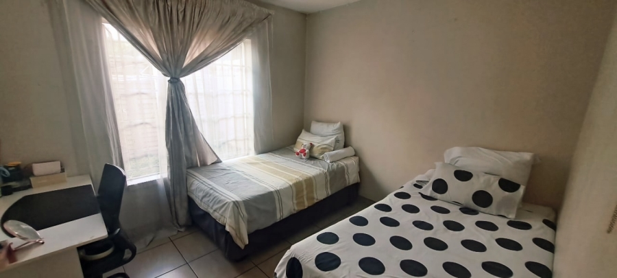 2 Bedroom Property for Sale in Rietfontein Gauteng