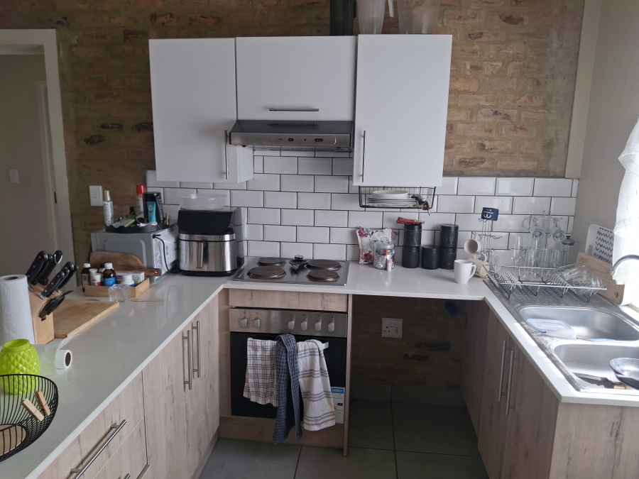 2 Bedroom Property for Sale in Pomona Gauteng