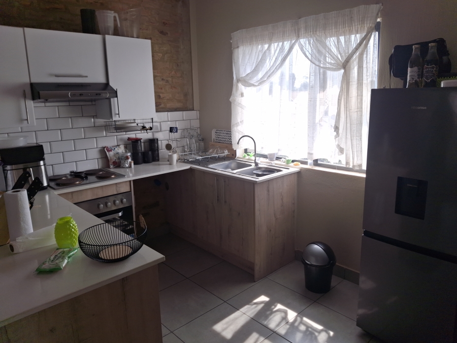 2 Bedroom Property for Sale in Pomona Gauteng