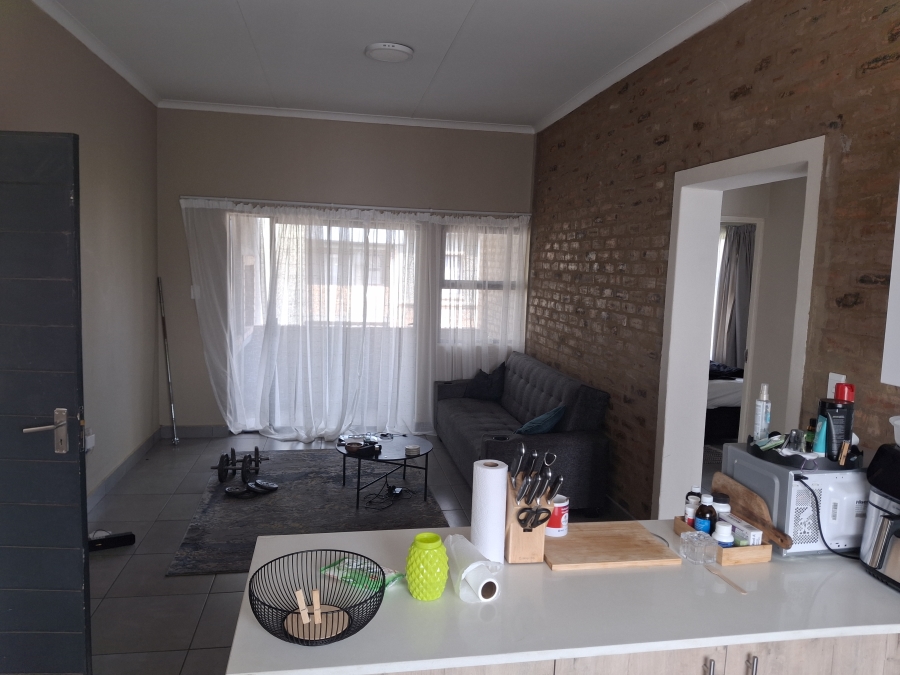 2 Bedroom Property for Sale in Pomona Gauteng