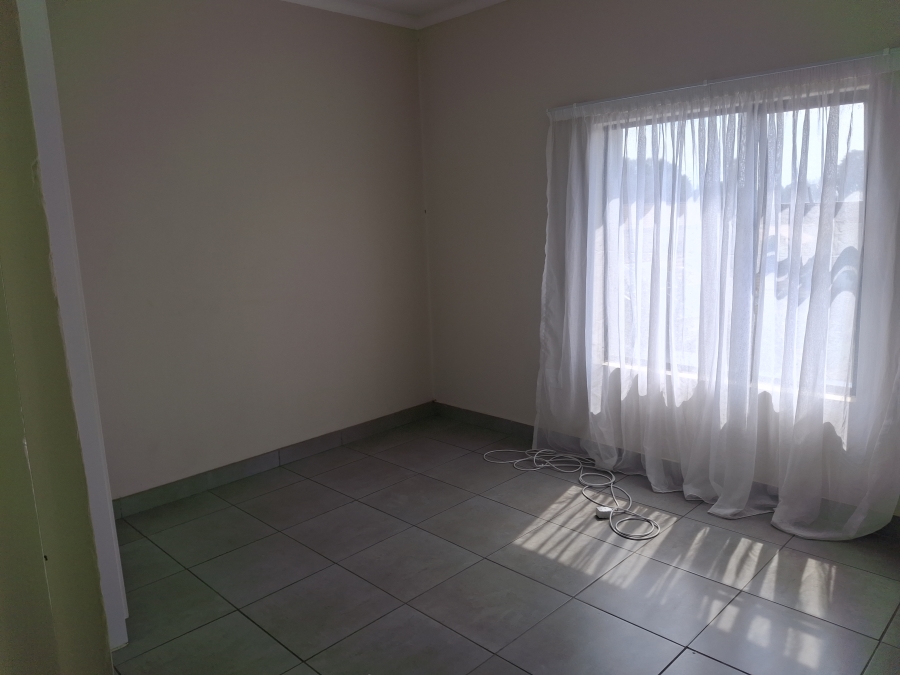 2 Bedroom Property for Sale in Pomona Gauteng