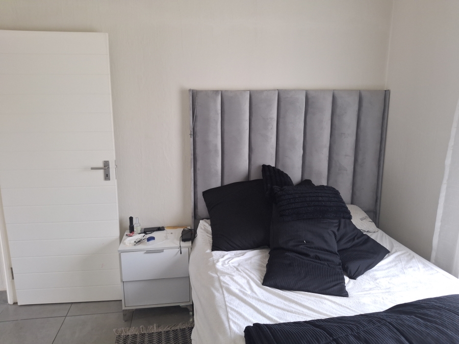 2 Bedroom Property for Sale in Pomona Gauteng