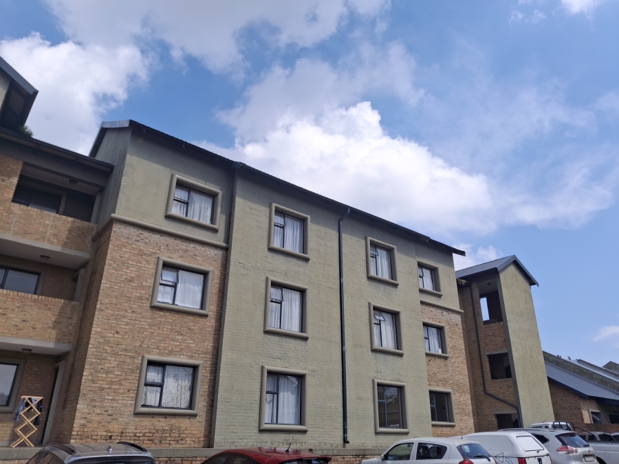 2 Bedroom Property for Sale in Pomona Gauteng