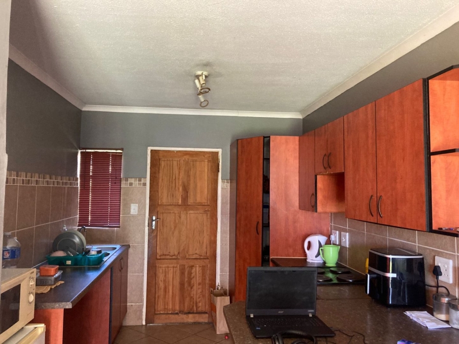2 Bedroom Property for Sale in Montana Gauteng