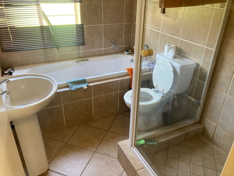 2 Bedroom Property for Sale in Montana Gauteng
