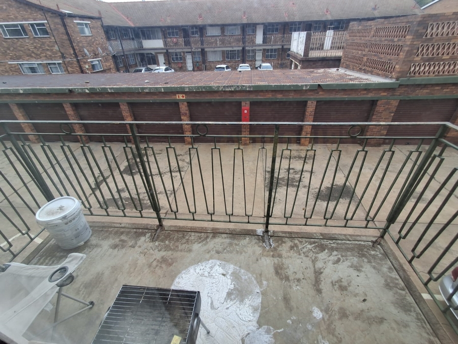 2 Bedroom Property for Sale in Vanderbijlpark CW 1 Gauteng