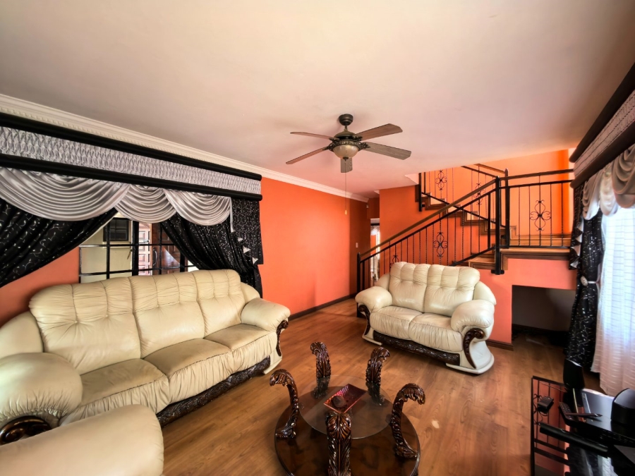 4 Bedroom Property for Sale in Montana Tuine Gauteng