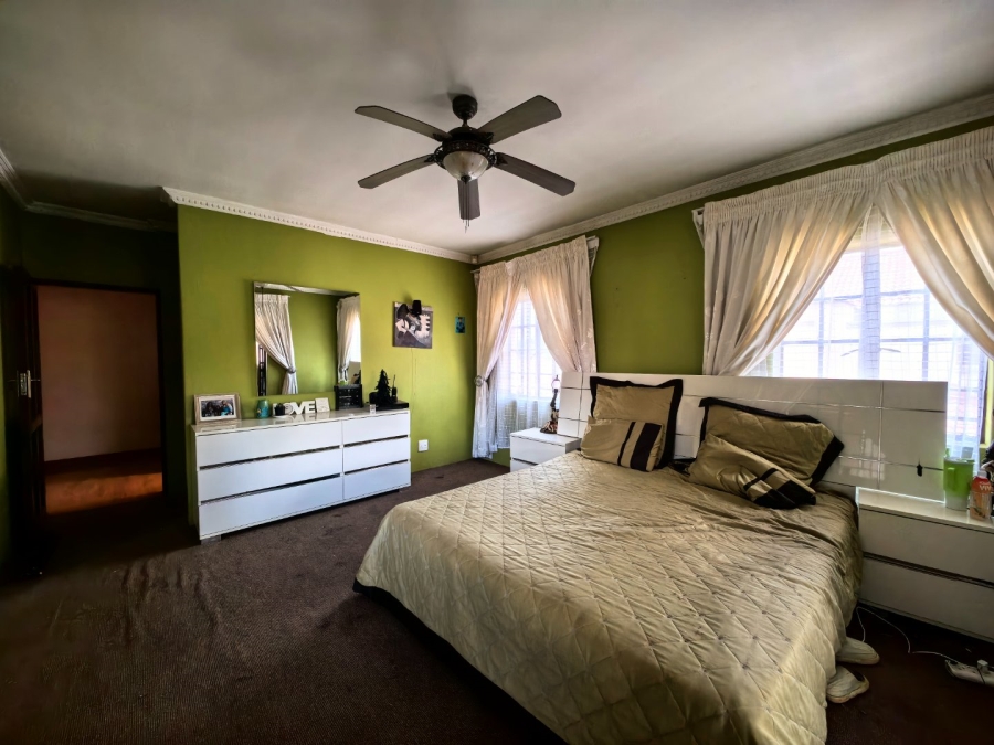 4 Bedroom Property for Sale in Montana Tuine Gauteng