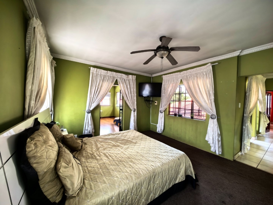 4 Bedroom Property for Sale in Montana Tuine Gauteng