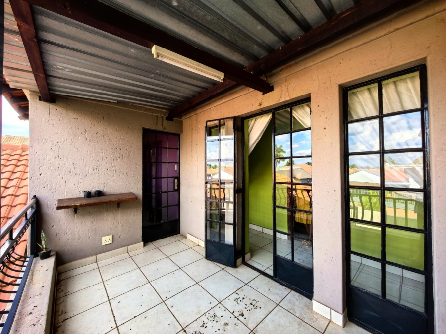 4 Bedroom Property for Sale in Montana Tuine Gauteng