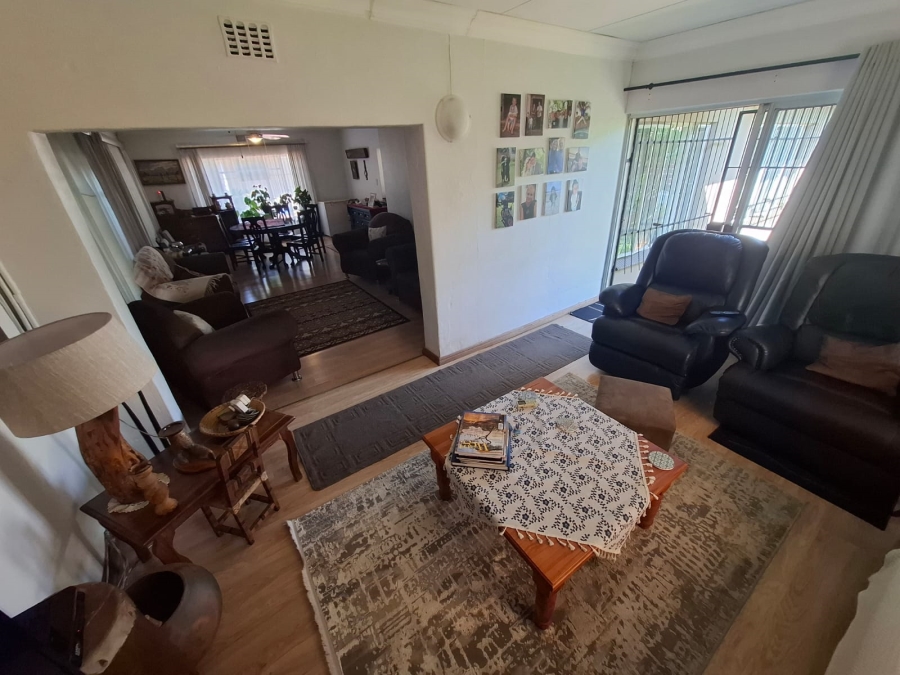4 Bedroom Property for Sale in Sinoville Gauteng