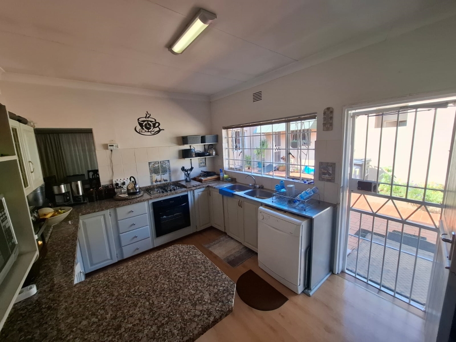 4 Bedroom Property for Sale in Sinoville Gauteng