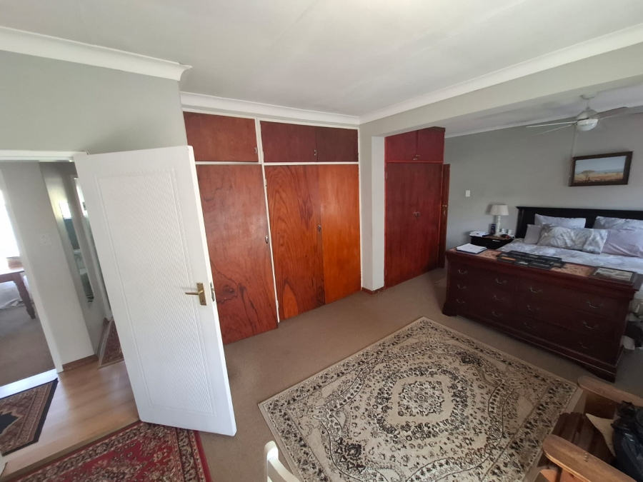 4 Bedroom Property for Sale in Sinoville Gauteng