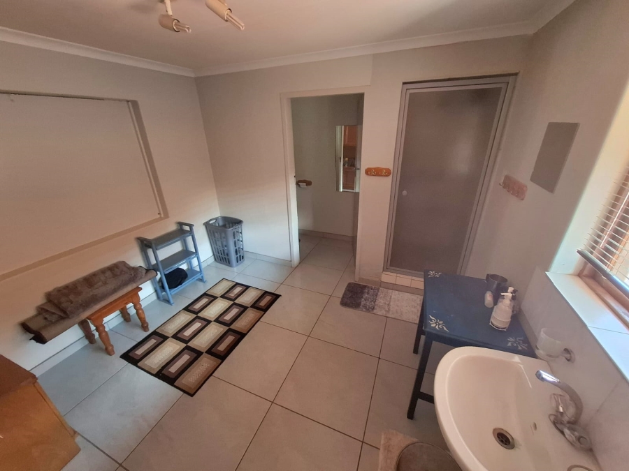 4 Bedroom Property for Sale in Sinoville Gauteng