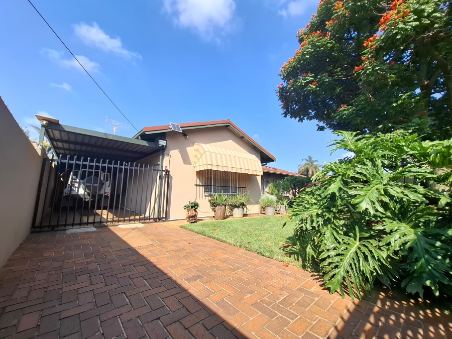 4 Bedroom Property for Sale in Sinoville Gauteng