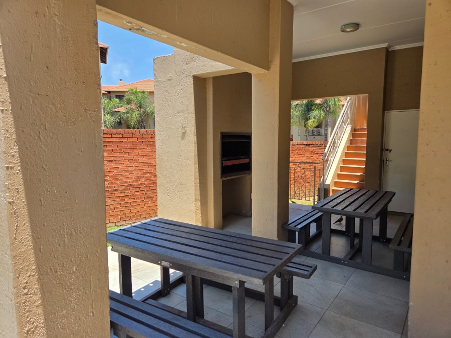 To Let 2 Bedroom Property for Rent in Sunninghill Gauteng
