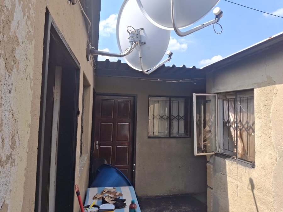 2 Bedroom Property for Sale in Olievenhoutbosch Gauteng