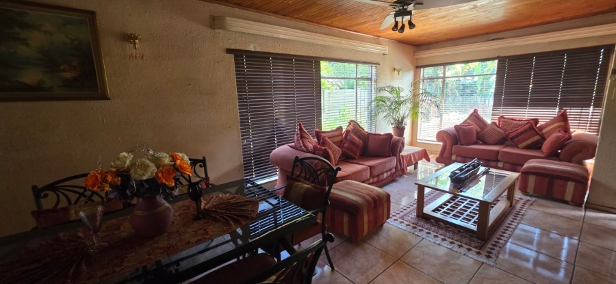 4 Bedroom Property for Sale in Vanderbijlpark CE 2 Gauteng