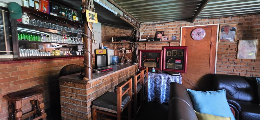 4 Bedroom Property for Sale in Vanderbijlpark CE 2 Gauteng