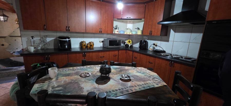 4 Bedroom Property for Sale in Vanderbijlpark CE 2 Gauteng