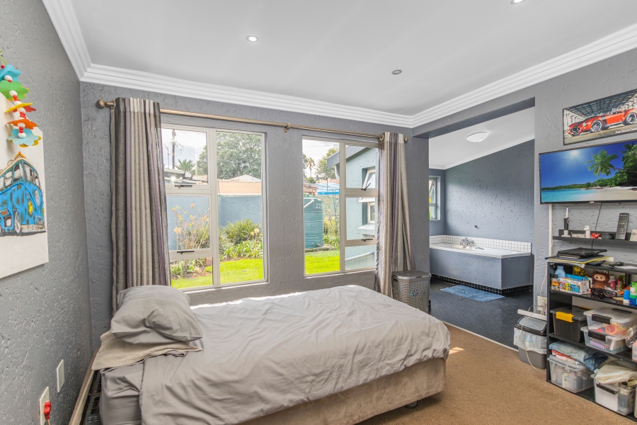 4 Bedroom Property for Sale in Sydenham Gauteng