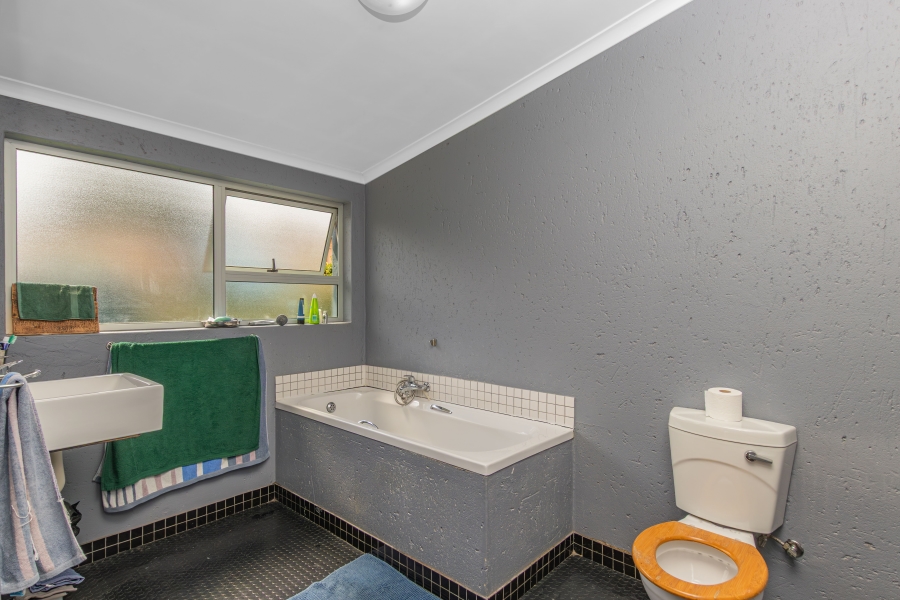 4 Bedroom Property for Sale in Sydenham Gauteng