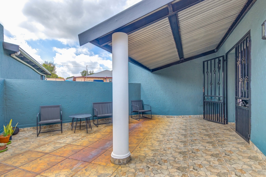 4 Bedroom Property for Sale in Sydenham Gauteng