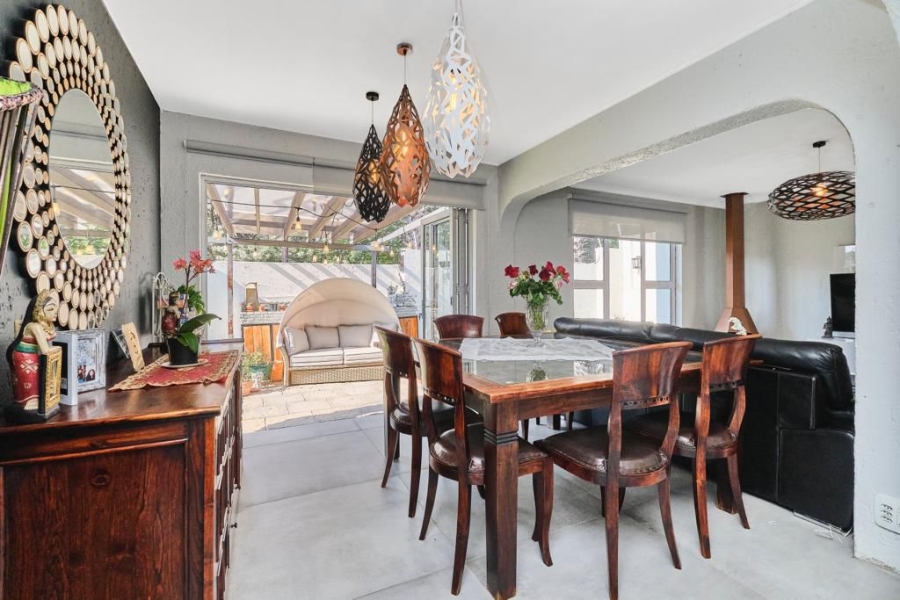 2 Bedroom Property for Sale in Morningside Gauteng