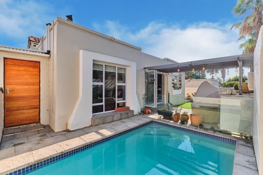 2 Bedroom Property for Sale in Morningside Gauteng