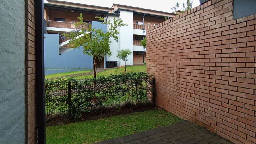 2 Bedroom Property for Sale in Waterfall Gauteng