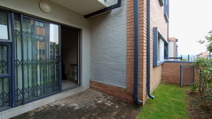 2 Bedroom Property for Sale in Waterfall Gauteng