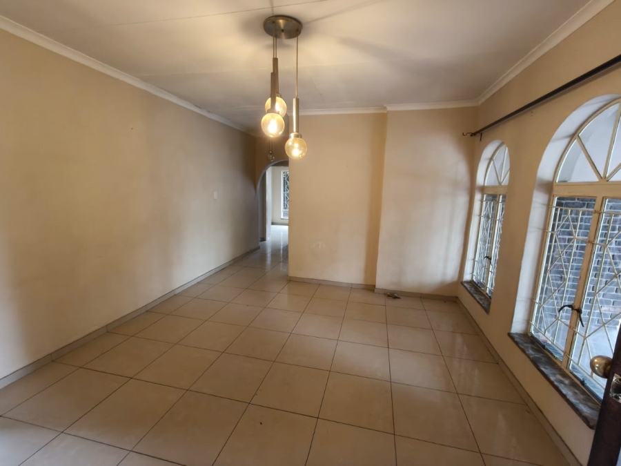 To Let 4 Bedroom Property for Rent in Northcliff Gauteng