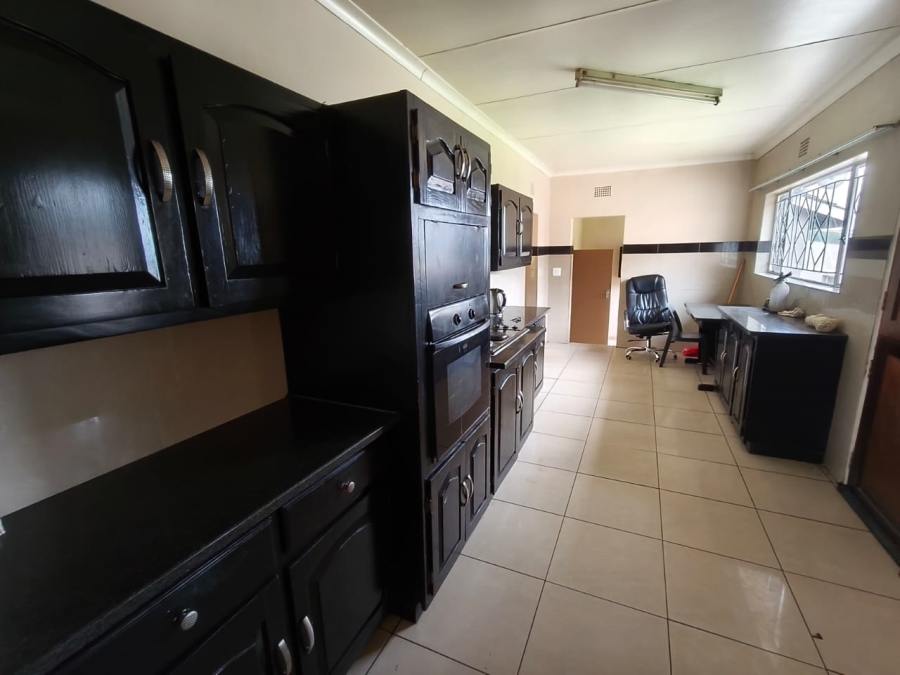To Let 4 Bedroom Property for Rent in Northcliff Gauteng