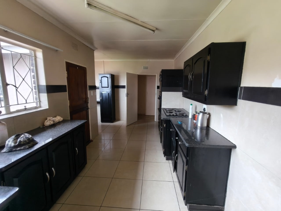 To Let 4 Bedroom Property for Rent in Northcliff Gauteng