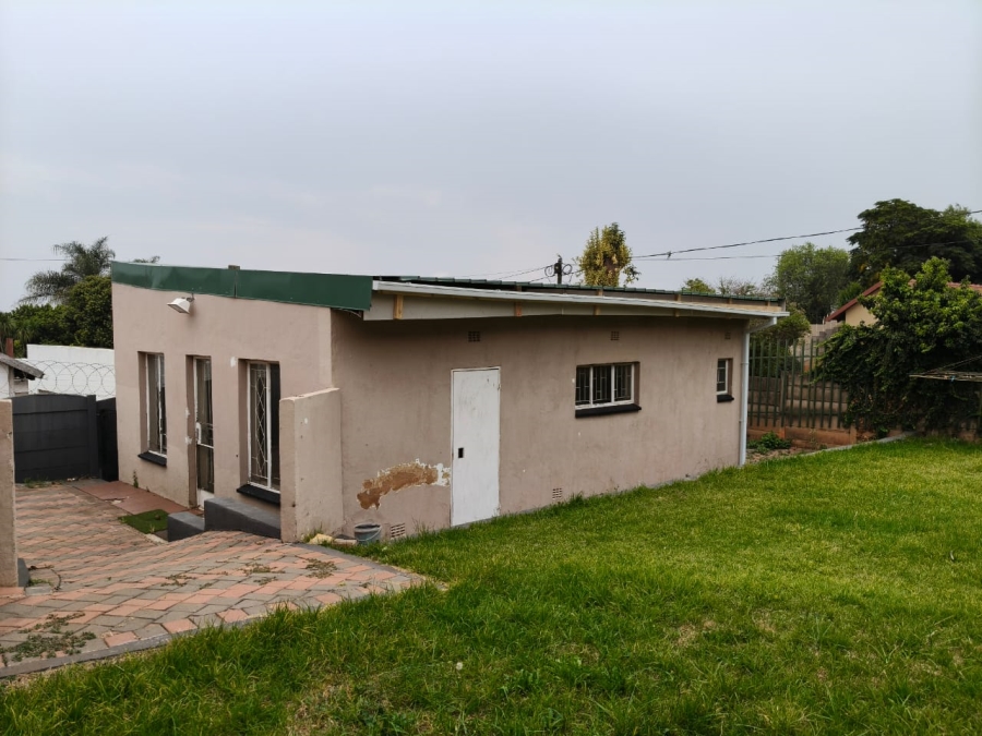 To Let 4 Bedroom Property for Rent in Northcliff Gauteng