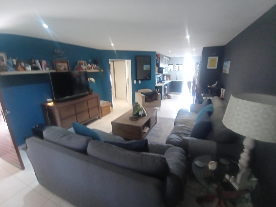 2 Bedroom Property for Sale in Bassonia Gauteng