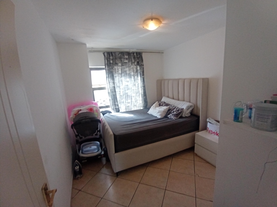 2 Bedroom Property for Sale in Mulbarton Gauteng