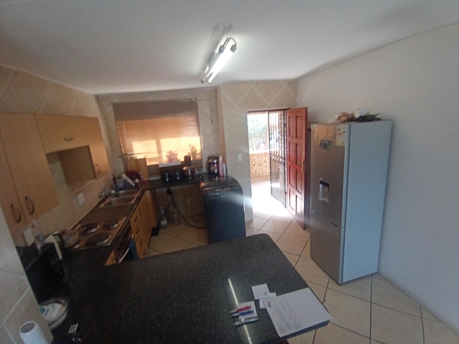 2 Bedroom Property for Sale in Mulbarton Gauteng