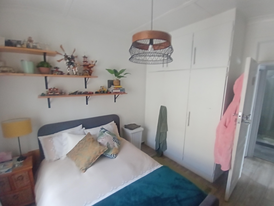 3 Bedroom Property for Sale in Linmeyer Gauteng