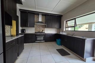 3 Bedroom Property for Sale in South Crest Gauteng