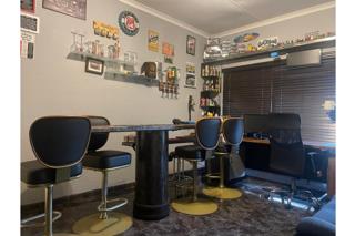 4 Bedroom Property for Sale in Kibler Park Gauteng