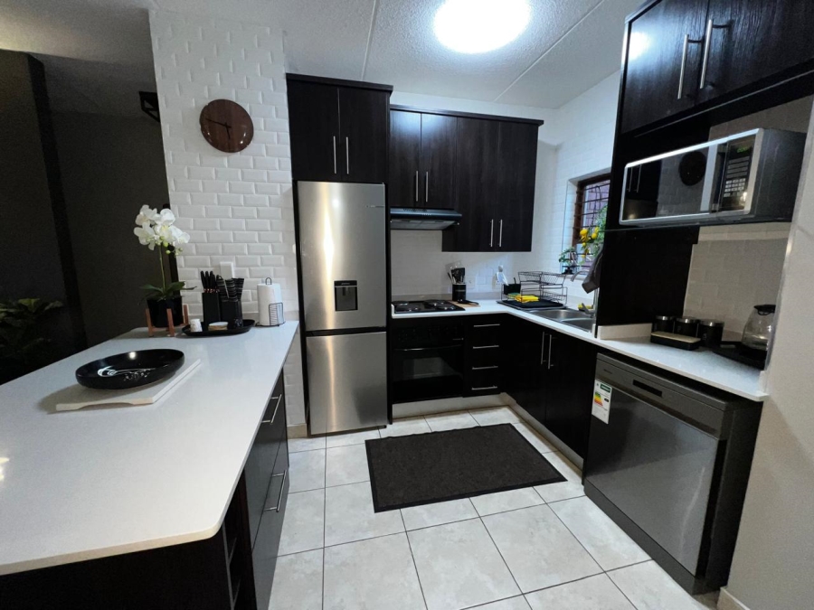 2 Bedroom Property for Sale in Pretorius Park Gauteng