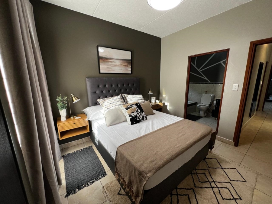 2 Bedroom Property for Sale in Pretorius Park Gauteng